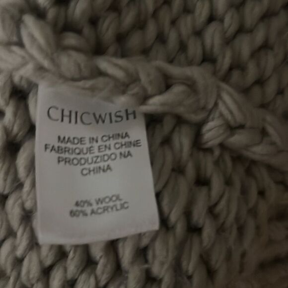 ONE SIZE - Open Sweater - Red Heart Sweater Gray Sweater - Knit Open - Picture 6 of 6